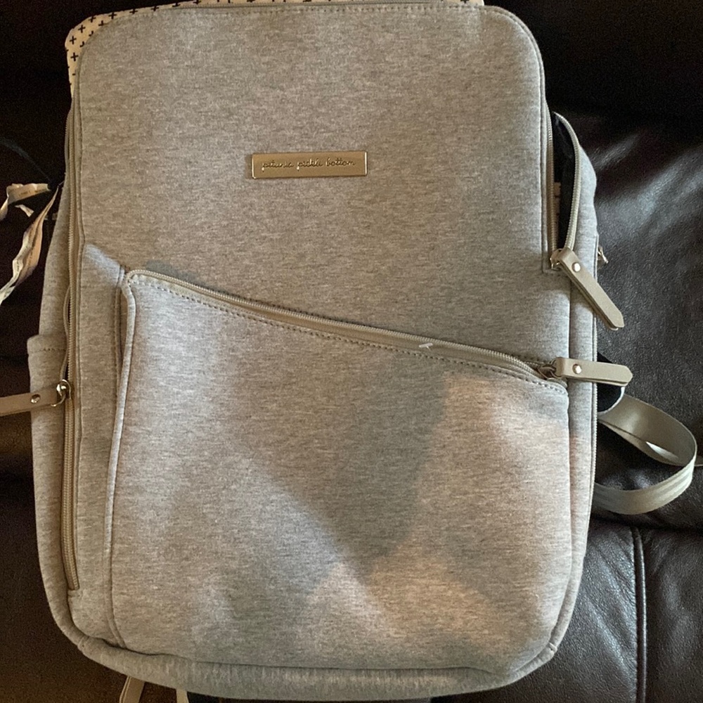 Petunia Pickle Bottom baby back carrier backpack bag The perfect bag!!!!
